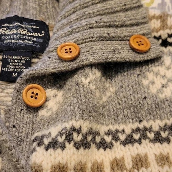 Eddie Bauer Lamb's Wool Cardigan - Picture 2 of 3